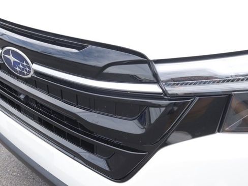 Certified 2025 Subaru Forester Touring image 11