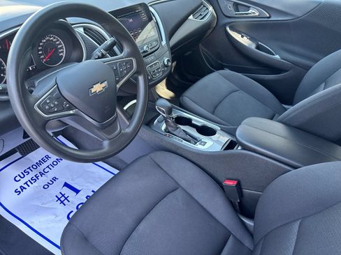 Used 2023 Chevrolet Malibu LT FWD image 11