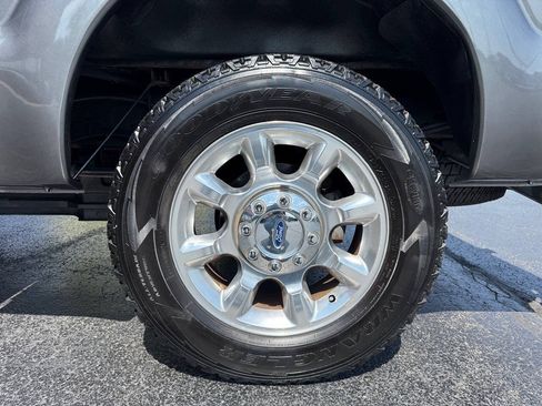 Used 2011 Ford F250 Lariat w/ Lariat Interior Pkg AWD/4WD image 9