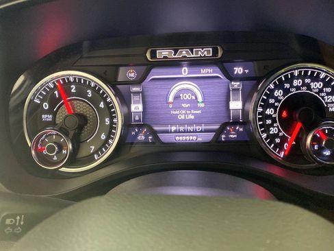 Used 2021 RAM 1500 Big Horn AWD/4WD image 49