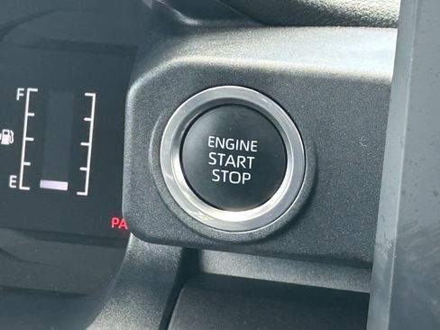 Certified 2026 Toyota 4Runner SR5 AWD/4WD image 21