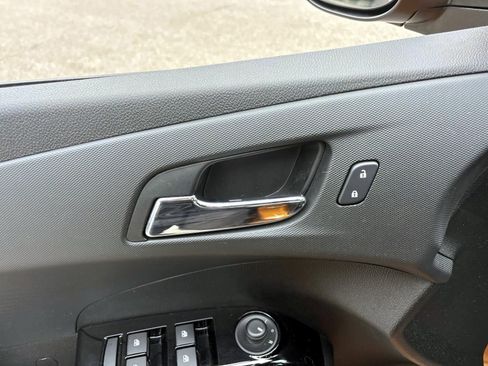 Used 2017 Chevrolet Sonic LT FWD image 12