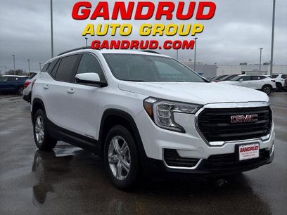 Used 2023 GMC Terrain SLE w/ Driver Convenience Package