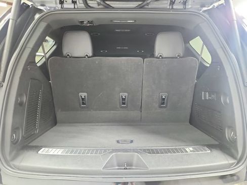 Used 2025 GMC Yukon Denali AWD/4WD image 54