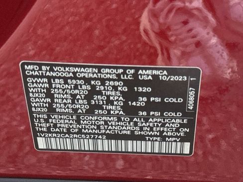 Used 2024 Volkswagen Atlas SE AWD/4WD image 26