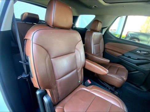 Used 2020 Chevrolet Traverse High Country w/ LPO, Floor Liner Package image 27