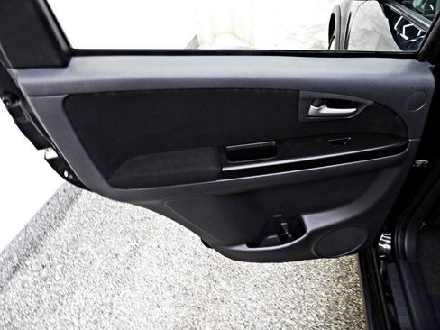 Used 2010 Suzuki SX4 Hatchback FWD image 9