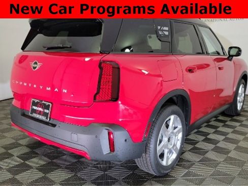 Used 2025 MINI Cooper Countryman S w/ Comfort Package Max image 2