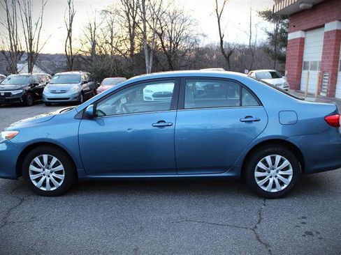 Used 2013 Toyota Corolla L image 2