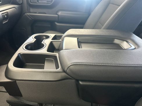 Used 2026 Chevrolet Silverado 1500 Custom Trail Boss w/ LPO, Dark Essentials Package AWD/4WD image 22