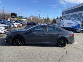 Used 2025 Toyota Camry SE video 2