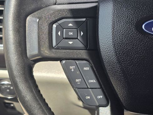 Used 2018 Ford F150 XLT w/ Equipment Group 302A Luxury AWD/4WD image 13