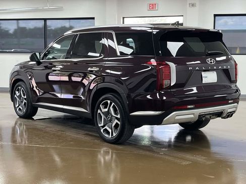 Used 2024 Hyundai Palisade Limited FWD image 8