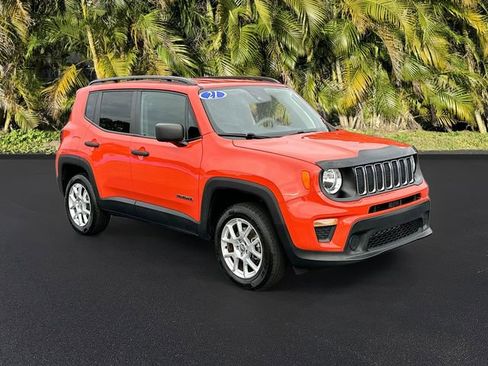 Used 2021 Jeep Renegade Sport w/ Sport Appearance Group image 2