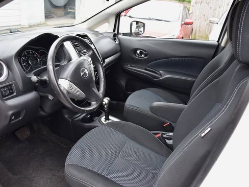Used 2015 Nissan Versa Note SV FWD image 9