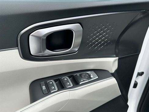 New 2026 Kia Sorento S image 19