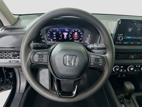 Used 2025 Honda Accord LX image 7