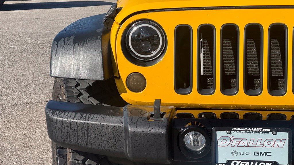 Used 2015 Jeep Wrangler Unlimited Sport AWD/4WD image 7