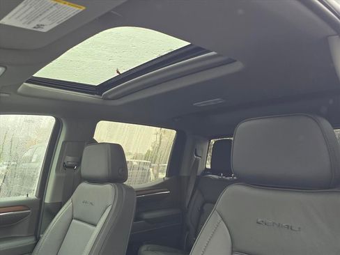 New 2026 GMC Sierra 1500 Denali w/ Denali Reserve Package image 9