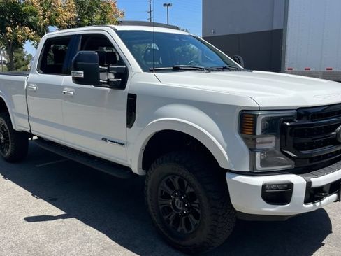 Used 2020 Ford F350 Lariat AWD/4WD image 2