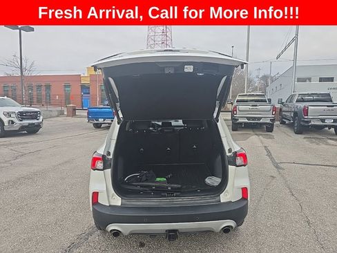 Used 2020 Ford Escape Titanium image 11