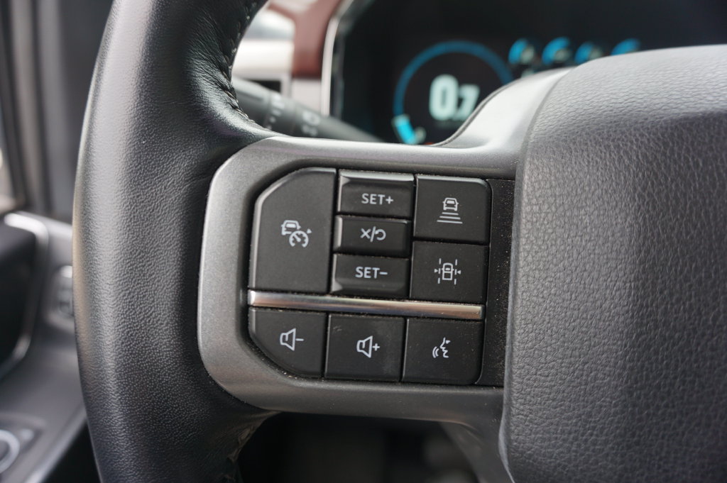 Used 2021 Ford F150 Lariat AWD/4WD image 8