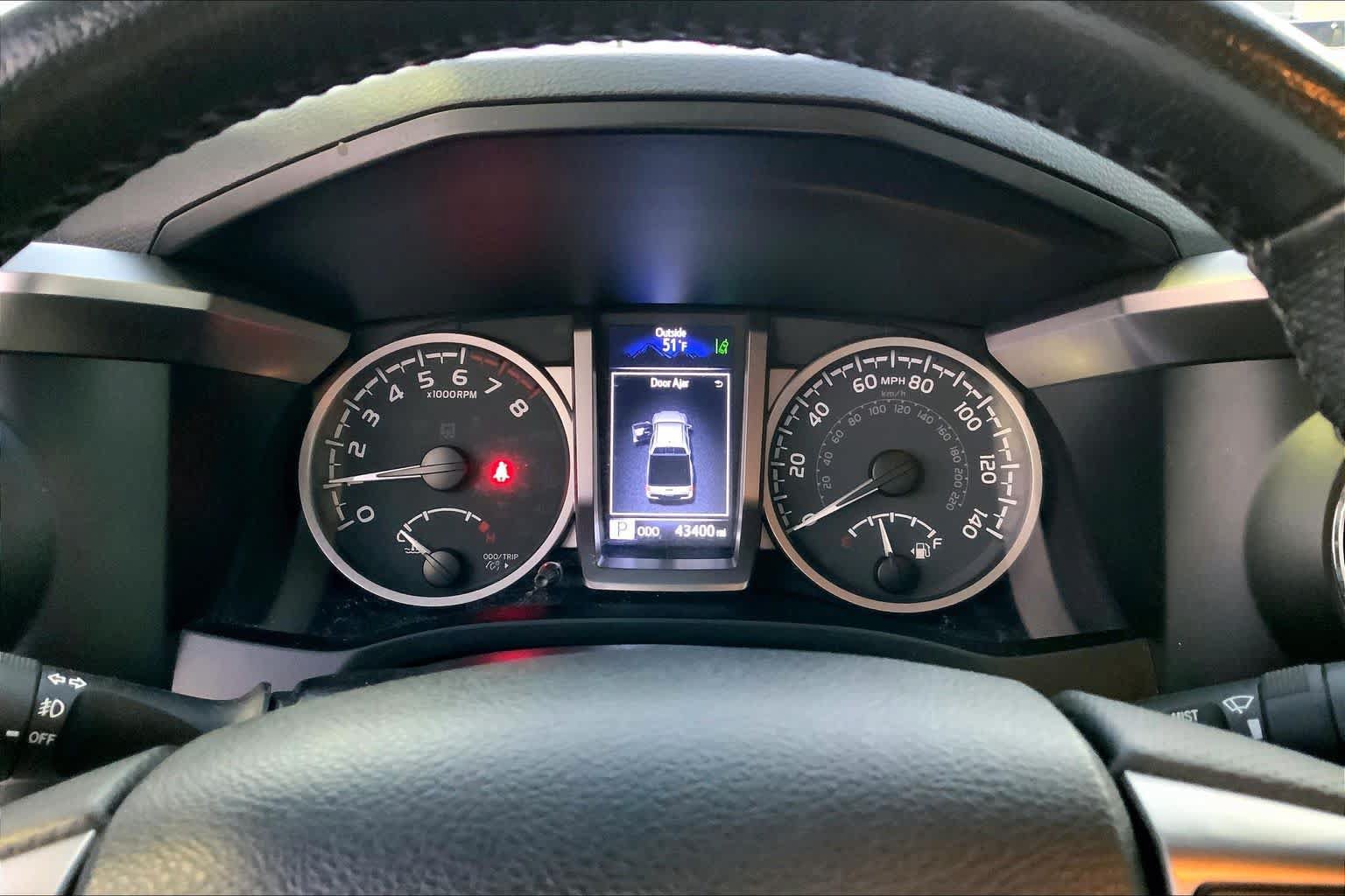 Used 2023 Toyota Tacoma SR5 AWD/4WD image 23