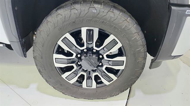 Used 2024 GMC Sierra 2500 Denali Ultimate AWD/4WD image 38
