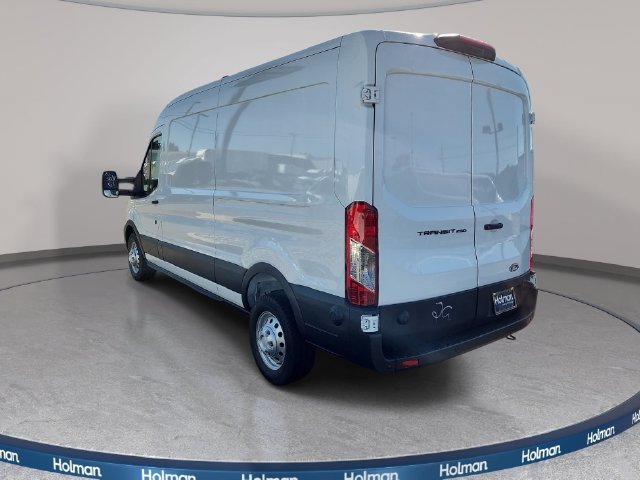 New 2026 Ford Transit 250 148 Medium Roof w/ Load Area Protection Package RWD image 5