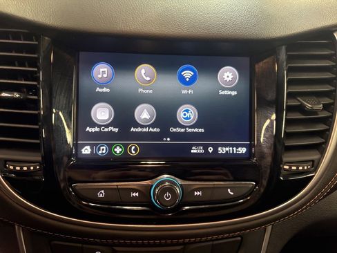 Used 2022 Chevrolet Trax LT w/ Premium Seat Package image 20