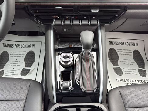 New 2026 Chevrolet Colorado Z71 w/ Technology Package image 17