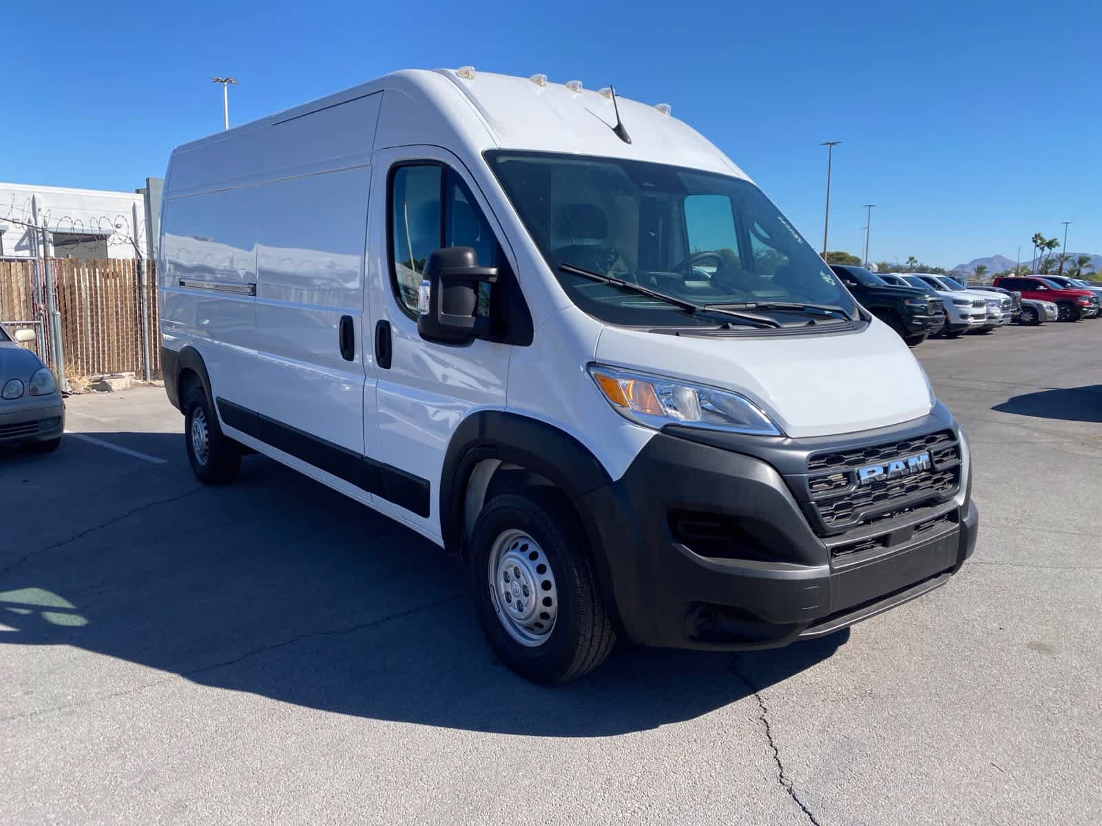 Used 2025 RAM ProMaster 2500 FWD image 4