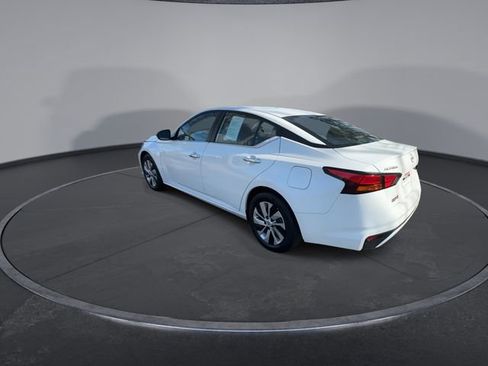 Used 2024 Nissan Altima 2.5 S image 12