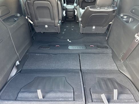 New 2026 Chrysler Pacifica Limited image 13