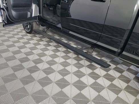 New 2025 RAM 2500 Laramie image 33