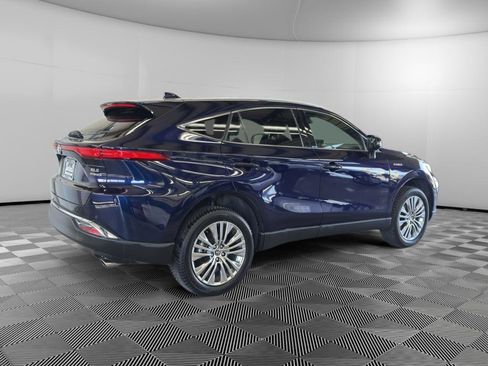 Used 2021 Toyota Venza XLE AWD/4WD image 5