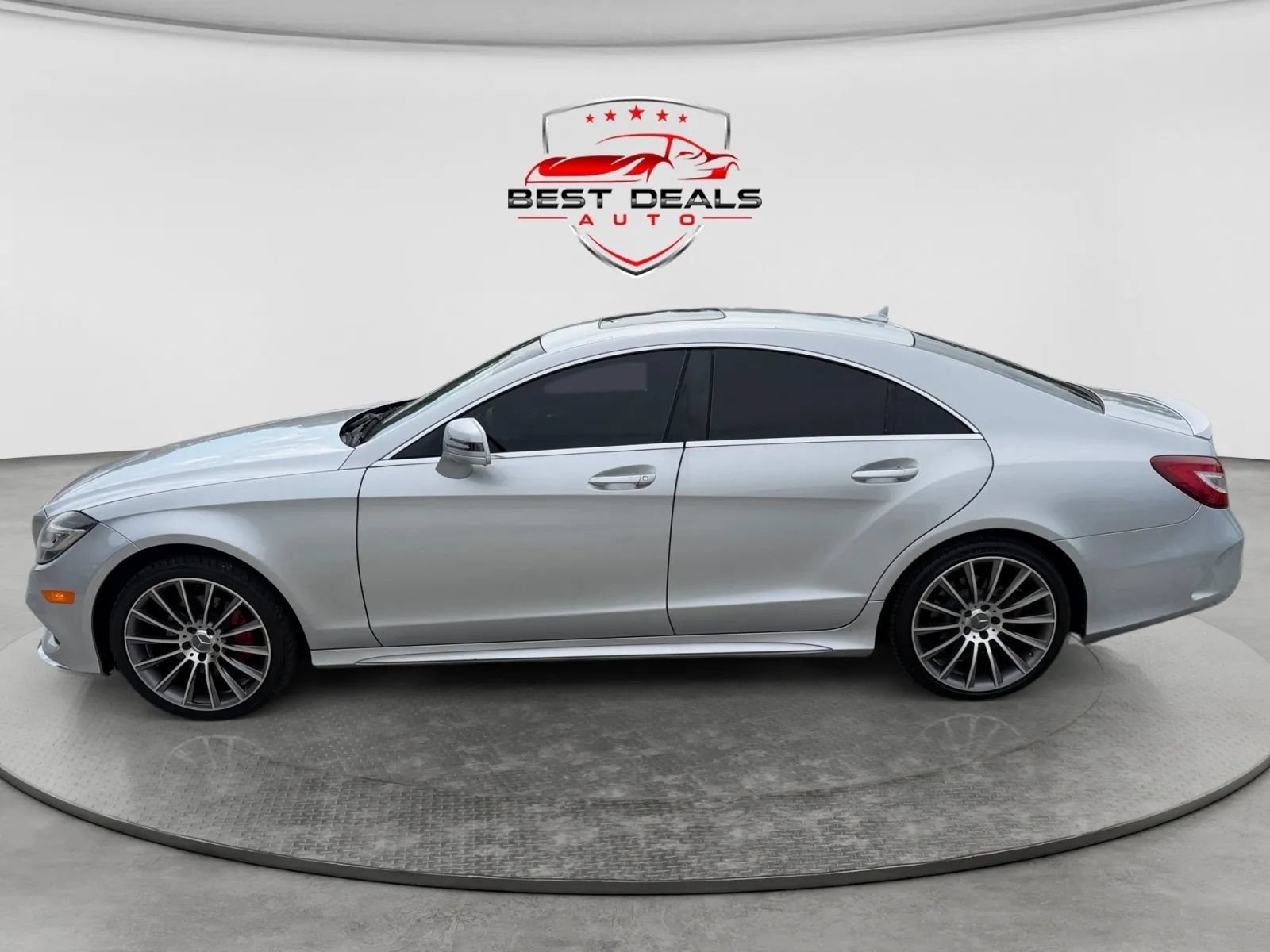 Used 2015 Mercedes-Benz CLS 400 4MATIC image 2