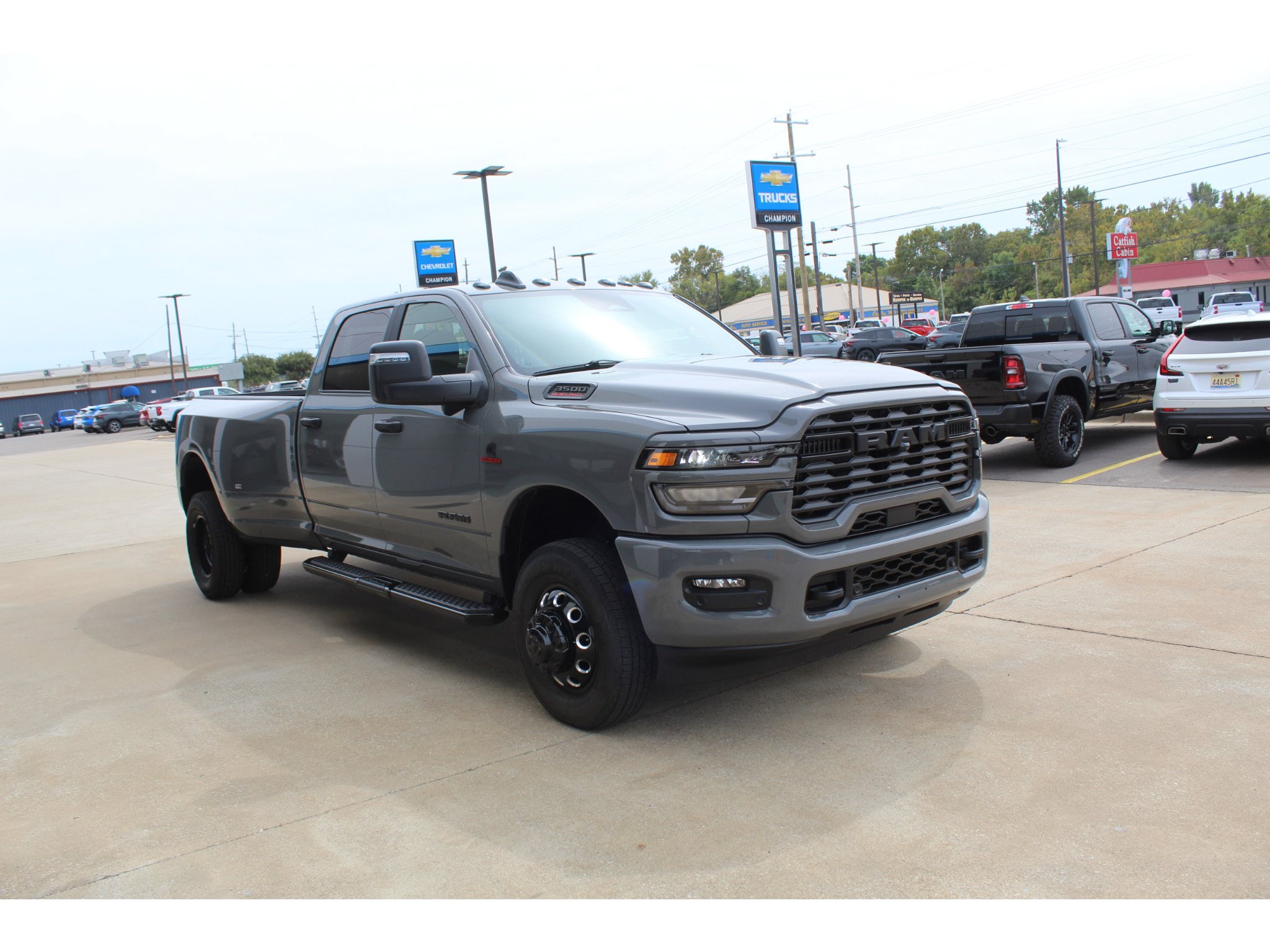 New 2026 RAM 3500 Big Horn AWD/4WD image 4