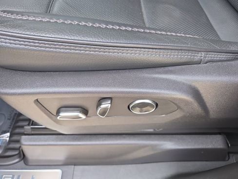 Certified 2025 GMC Sierra 1500 Denali image 19