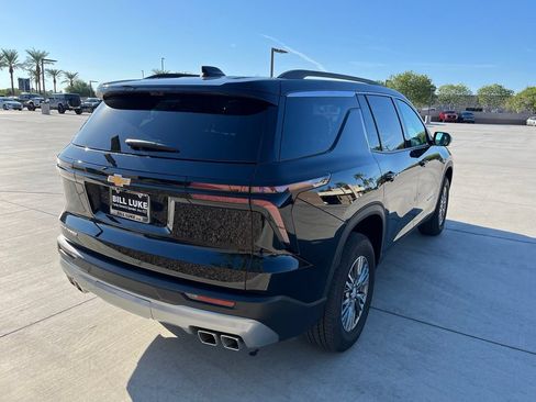 Used 2026 Chevrolet Traverse LT w/ Driver Confidence Package FWD image 6