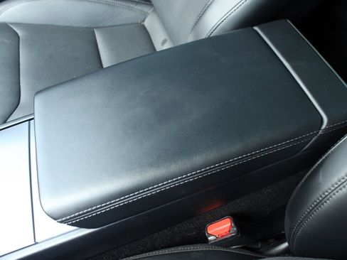 Used 2024 Tesla Model 3 Standard Range RWD image 42