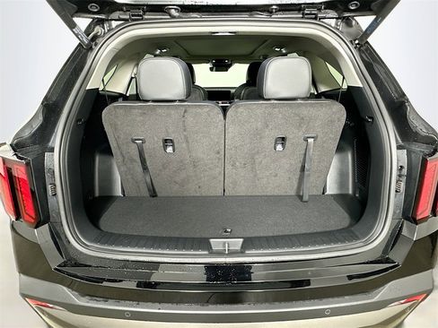 Certified 2025 Kia Sorento X-Line EX image 32