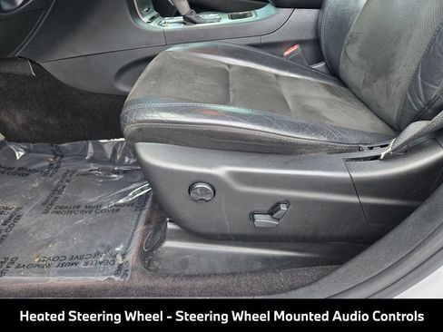 Used 2019 Jeep Grand Cherokee Altitude RWD image 22