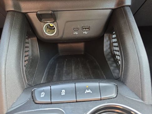 Used 2025 Chevrolet TrailBlazer LT FWD image 25
