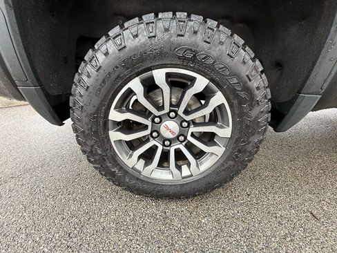 Used 2021 GMC Sierra 1500 AT4 w/ AT4 Value Package image 38