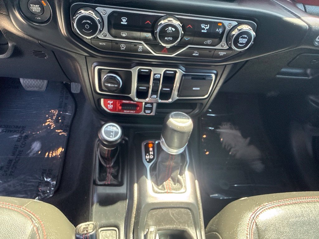 Used 2022 Jeep Gladiator Rubicon w/ LED Lighting Group AWD/4WD image 18