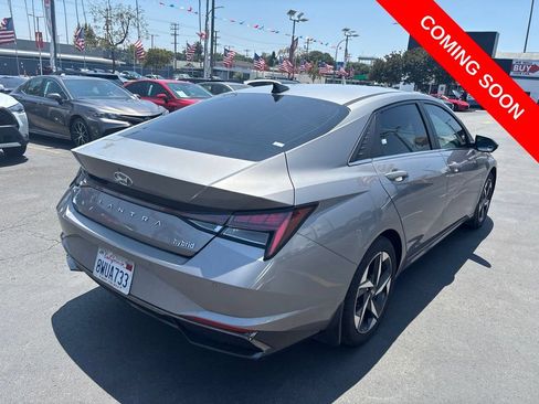Used 2021 Hyundai Elantra Limited w/ Cargo Package FWD image 5