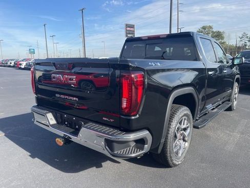 New 2026 GMC Sierra 1500 SLT w/ SLT Premium Package image 4