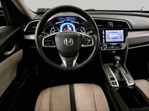 Used 2017 Honda Civic EX image 6