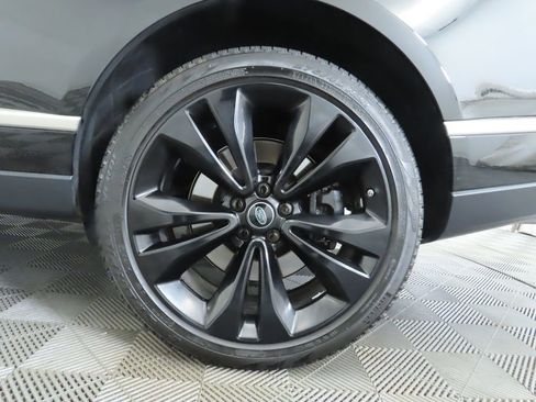 Certified 2021 Land Rover Range Rover Autobiography Fifty Edition image 32